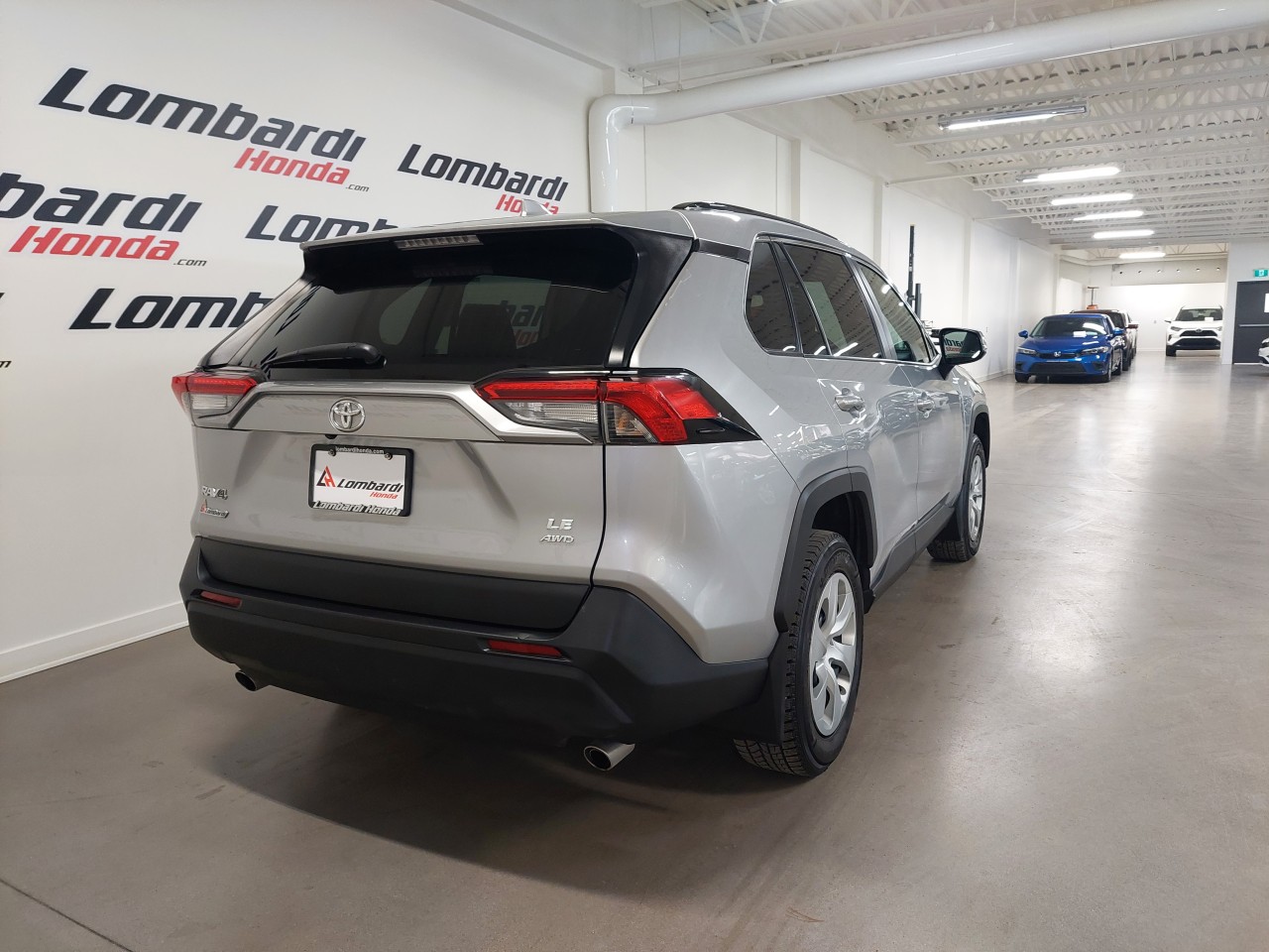 2021 Toyota RAV4 LE Main Image
