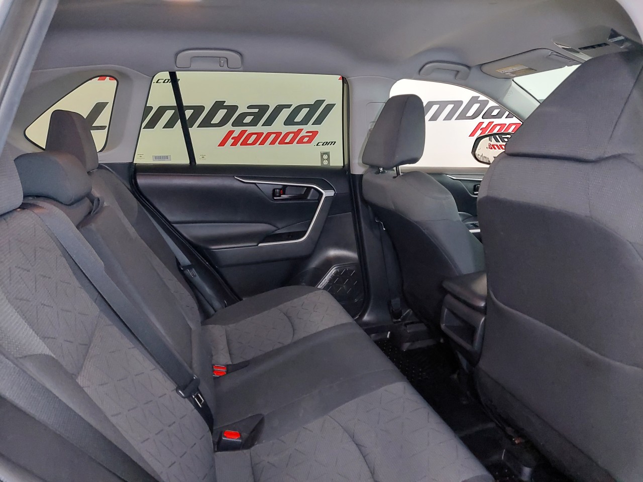 2021 Toyota RAV4 LE Main Image