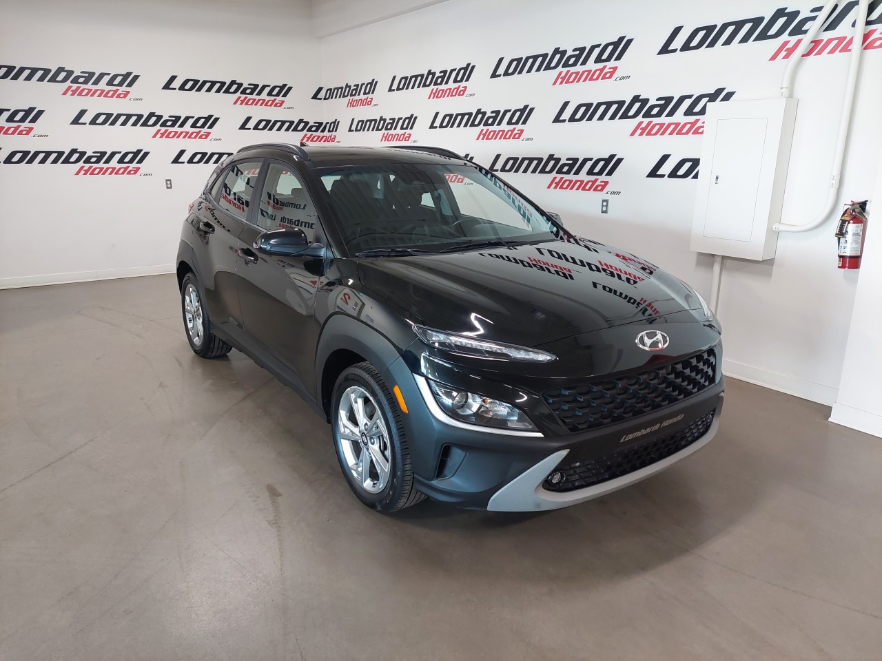 2022 Hyundai Kona Preferred Main Image