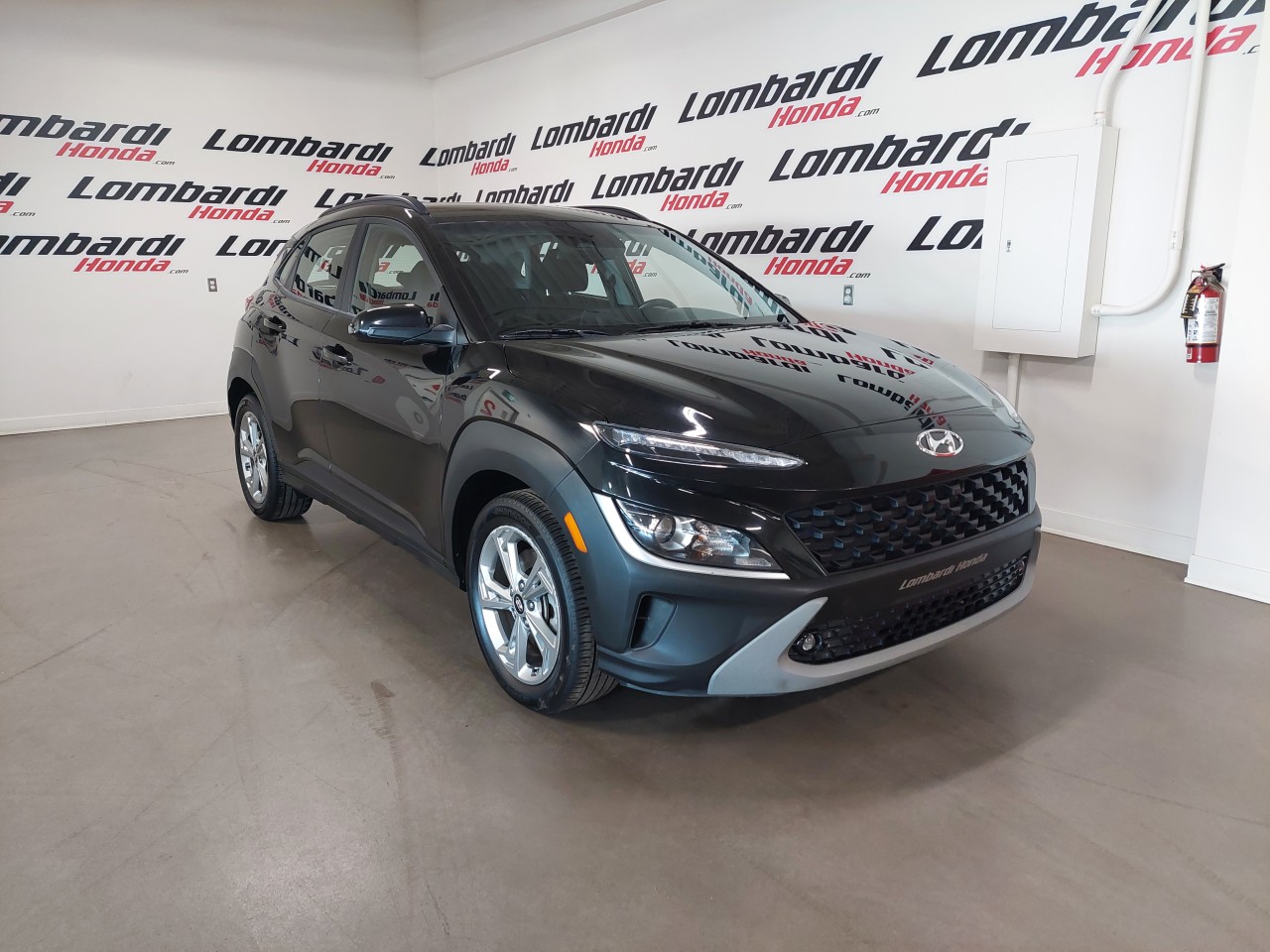 2022 Hyundai Kona Preferred Main Image