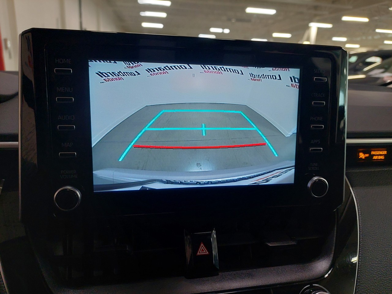2021 Toyota Corolla LE Main Image