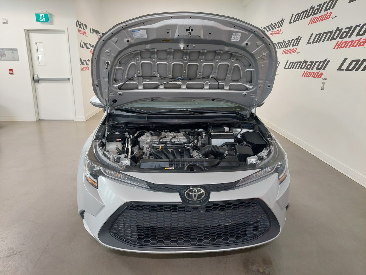 2021 Toyota Corolla LE Main Image