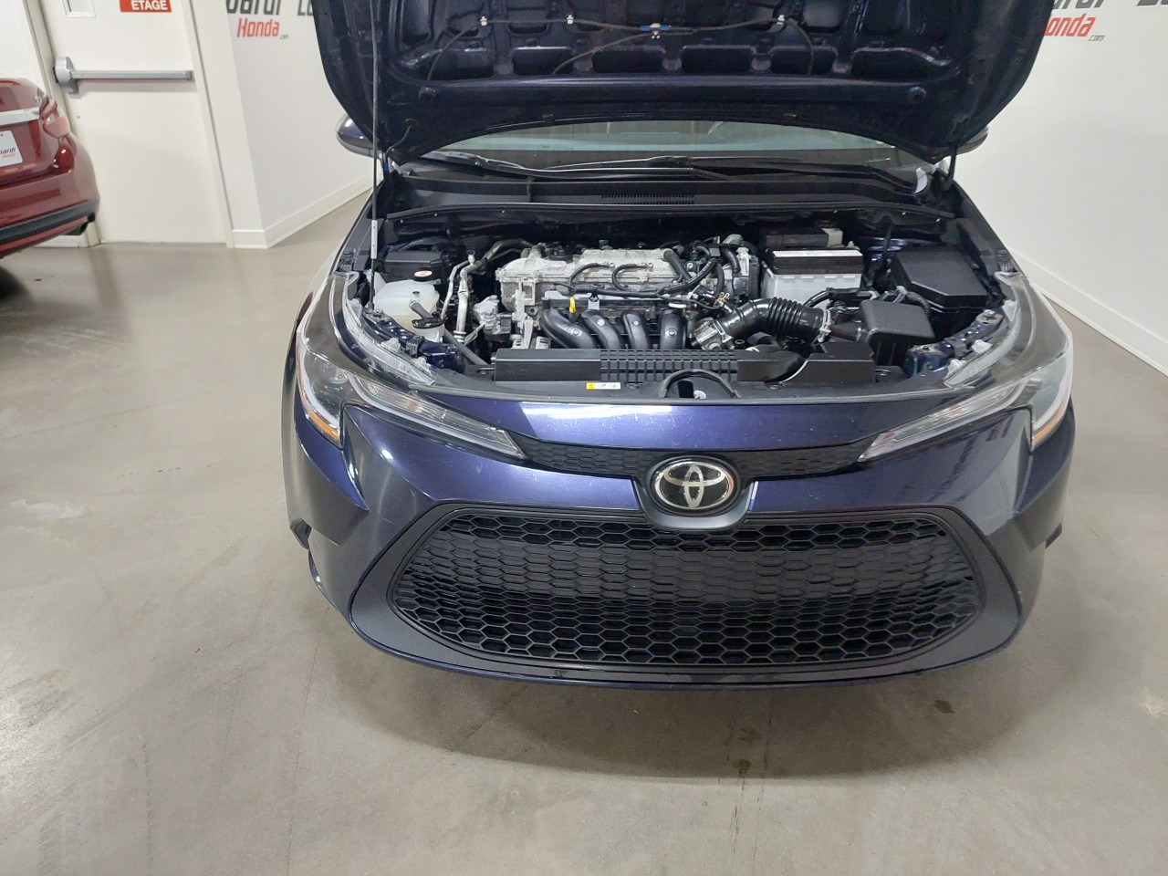 2021 Toyota Corolla LE Main Image