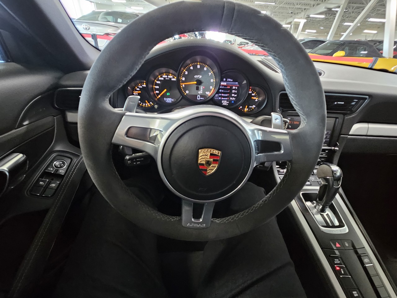 2015 Porsche 911 GT3 Main Image