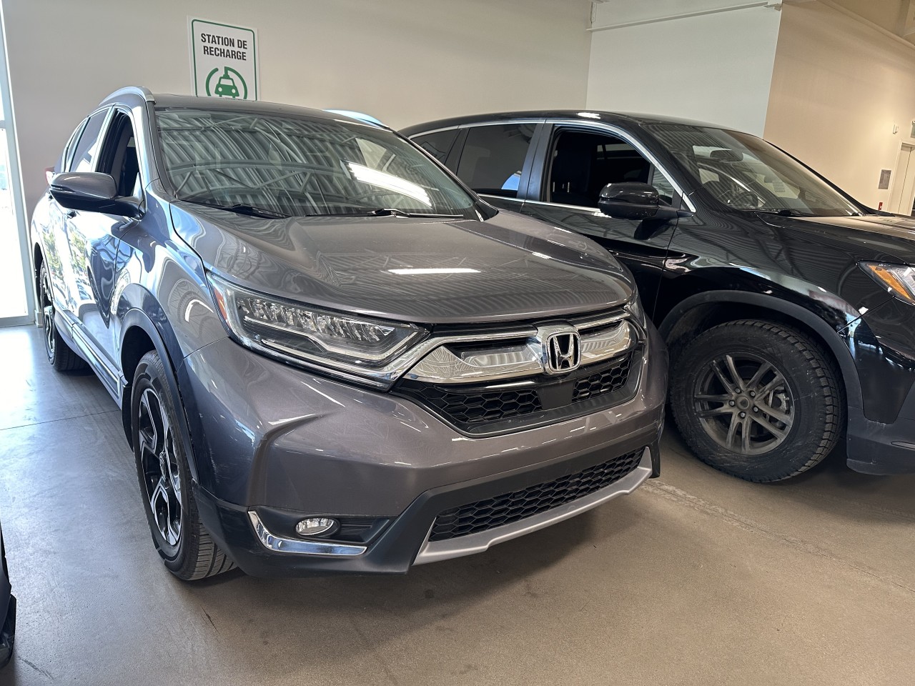 Honda 2017 CR-V Touring