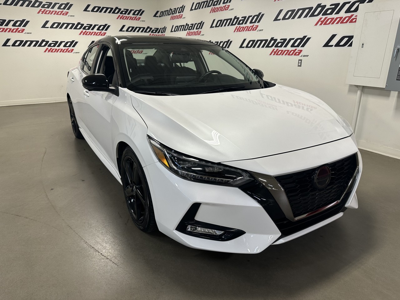 Nissan 2022 Sentra SR