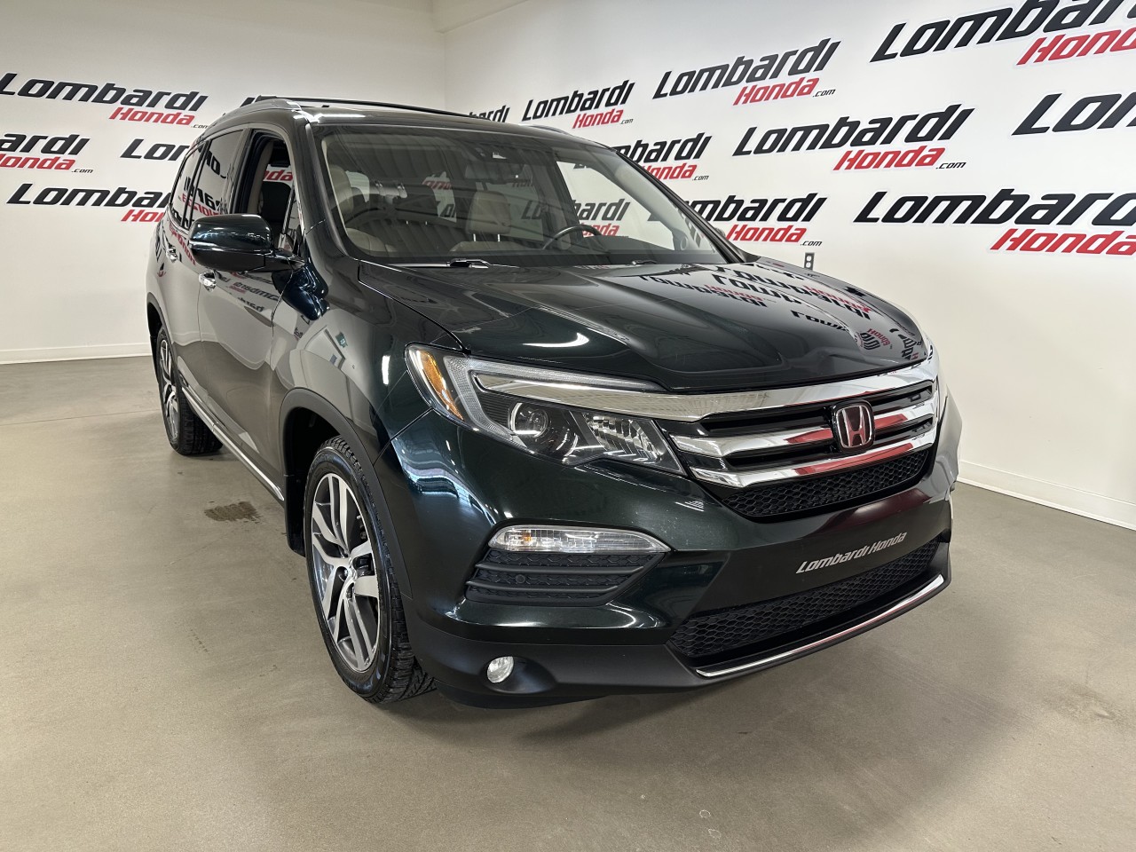 Honda 2016 Pilot Touring
