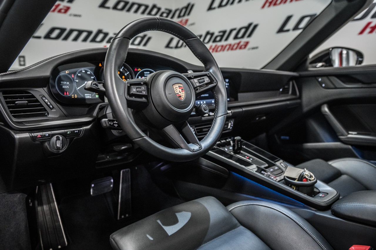 2022 Porsche 911 Targa 4 GTS Main Image