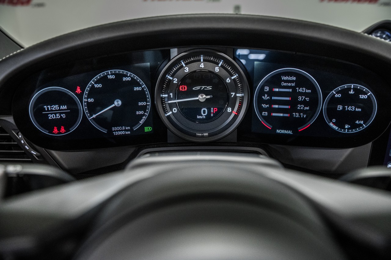 2022 Porsche 911 Targa 4 GTS Main Image
