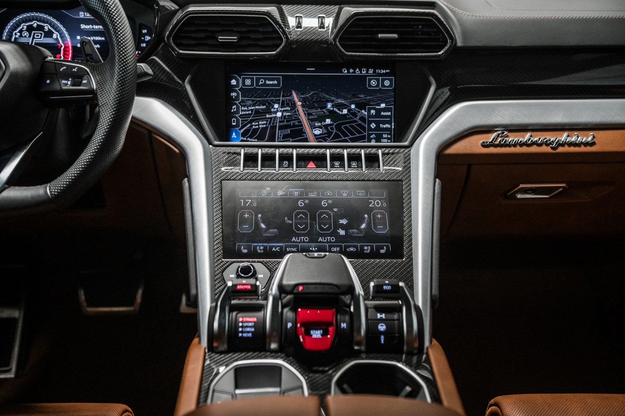 2019 Lamborghini Urus  Main Image