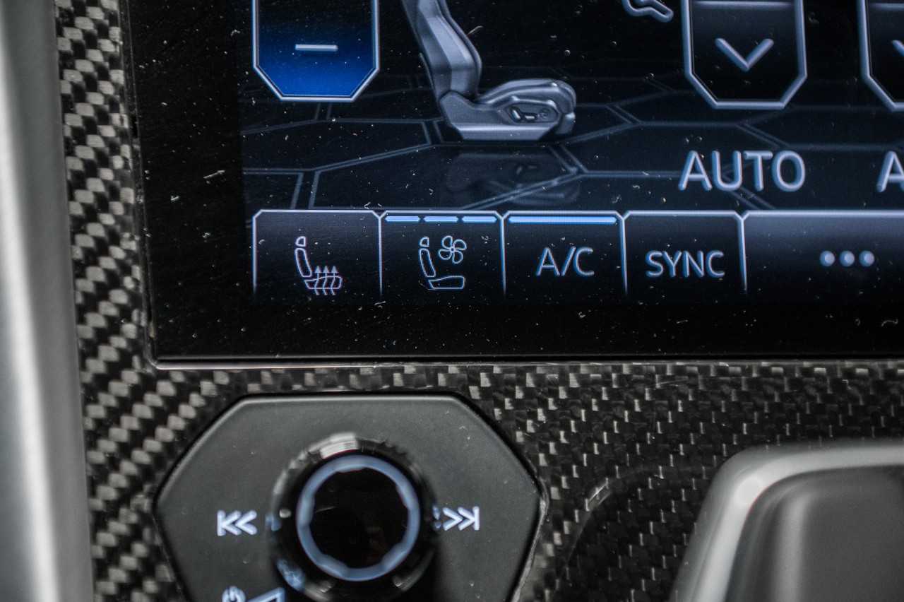 2019 Lamborghini Urus  Main Image