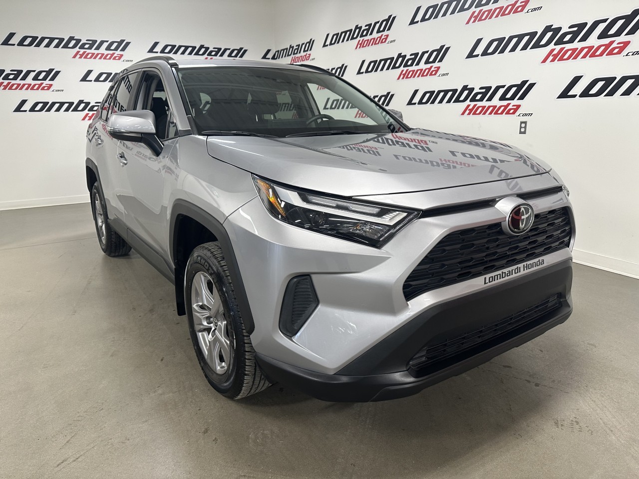 Toyota 2023 RAV4 XLE