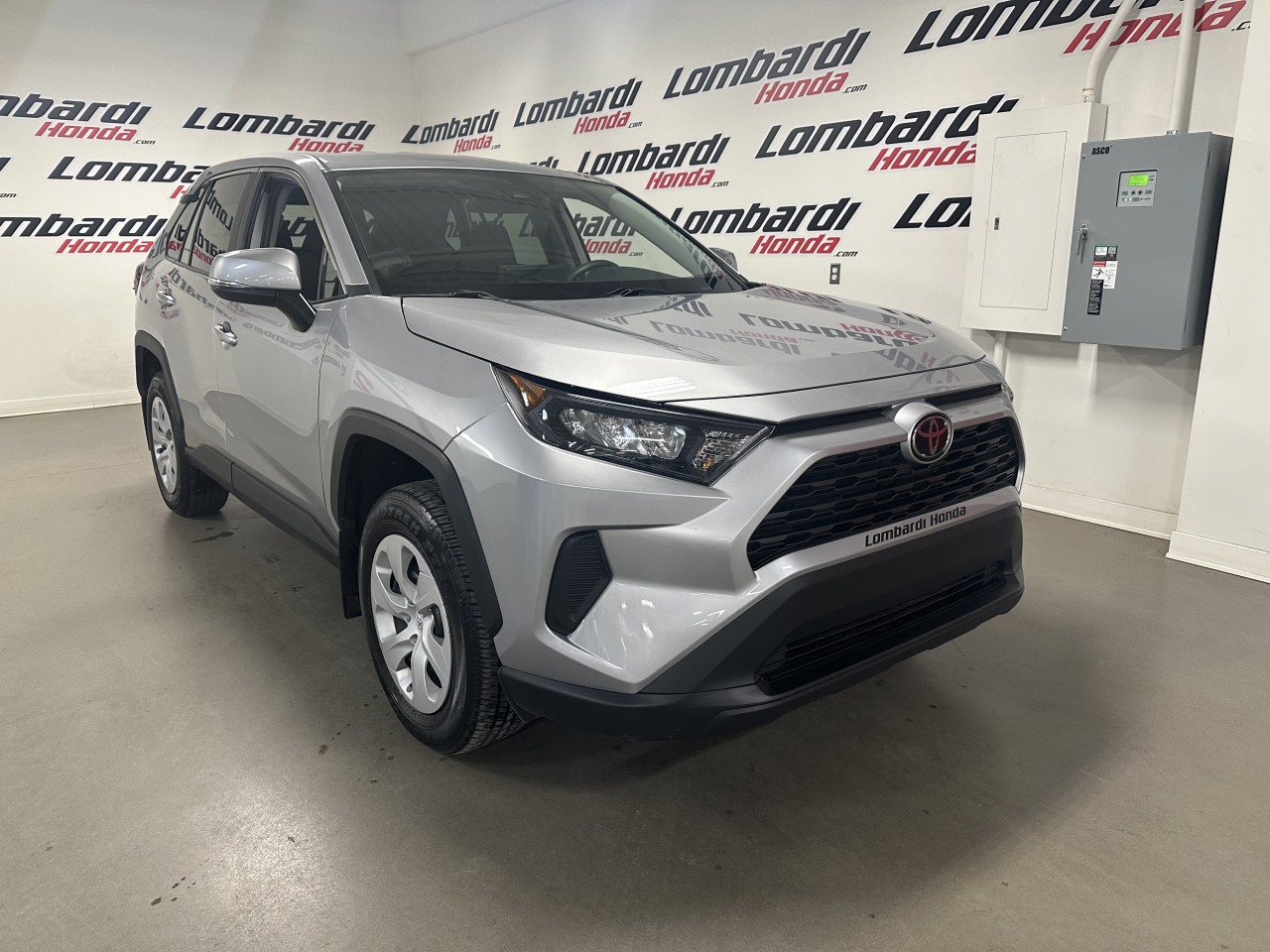 Toyota 2024 RAV4 LE